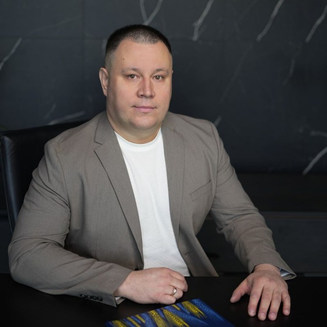 Павленко Дмитро